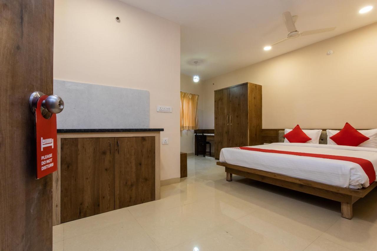 Oyo Hotel Badri Inn & Yatri Niwas Dzsabalpur Kültér fotó
