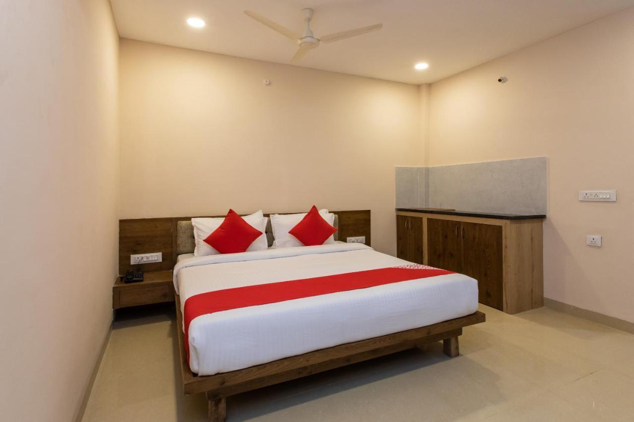 Oyo Hotel Badri Inn & Yatri Niwas Dzsabalpur Kültér fotó