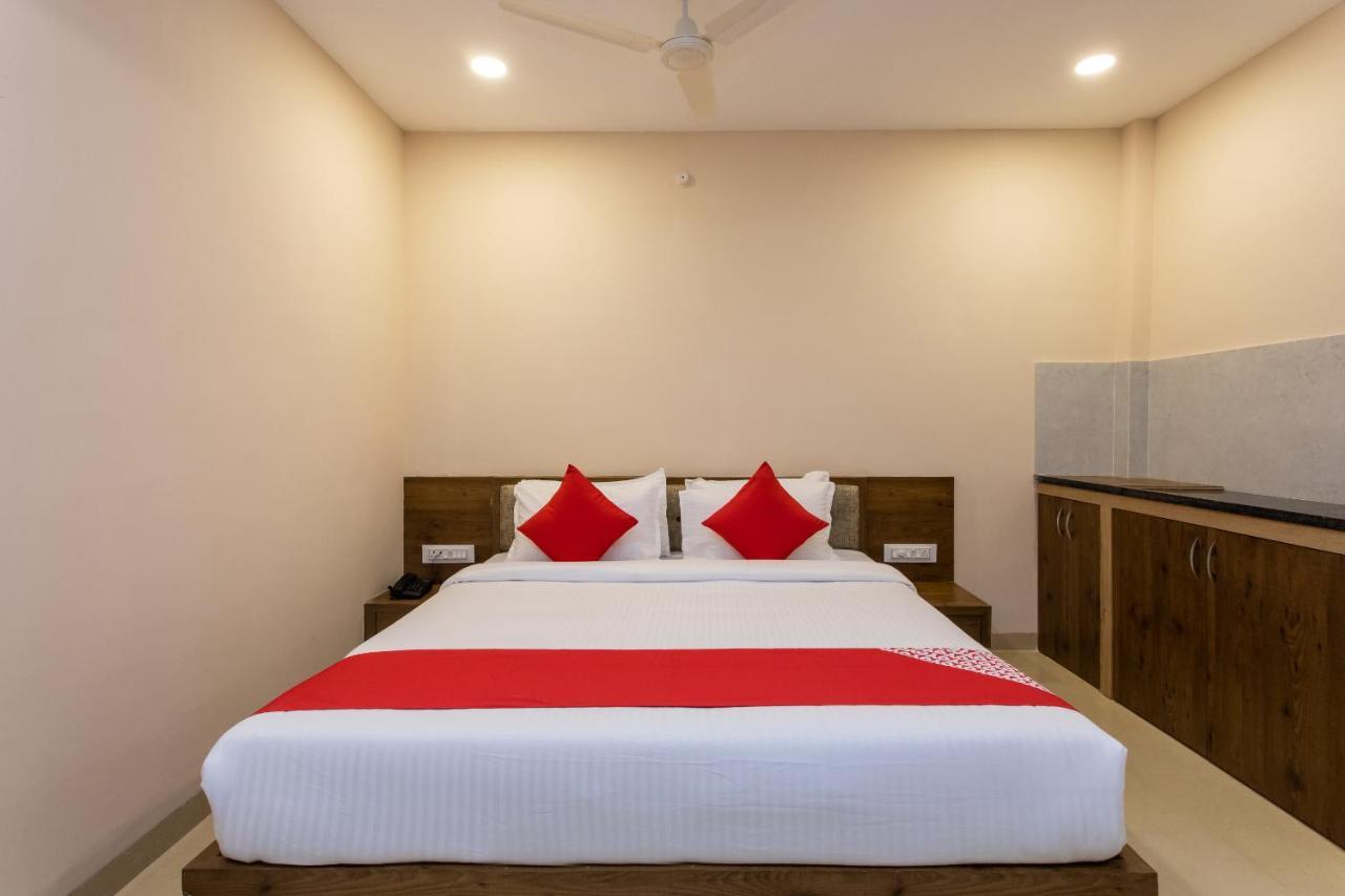 Oyo Hotel Badri Inn & Yatri Niwas Dzsabalpur Kültér fotó
