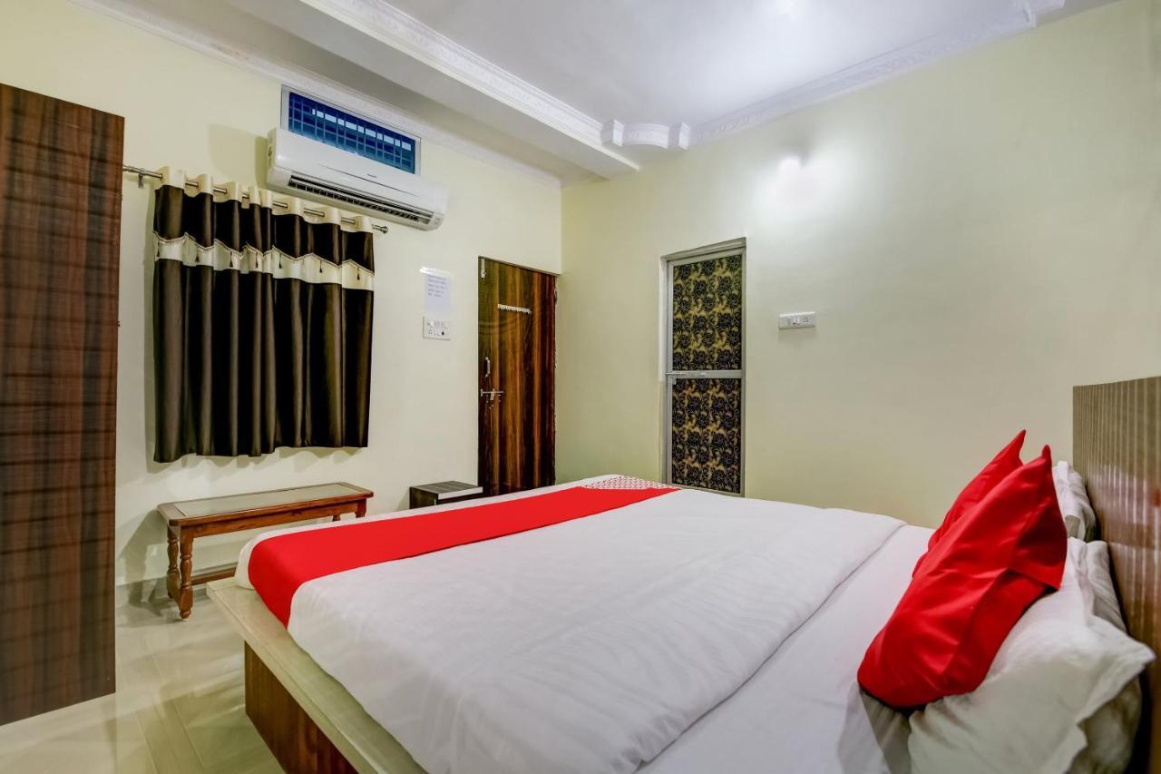 Oyo Hotel Badri Inn & Yatri Niwas Dzsabalpur Kültér fotó
