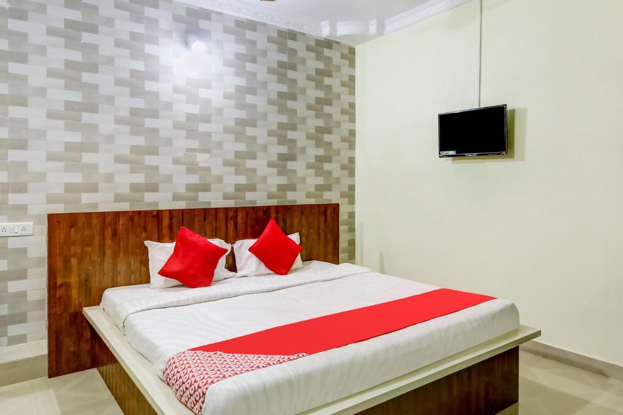 Oyo Hotel Badri Inn & Yatri Niwas Dzsabalpur Kültér fotó