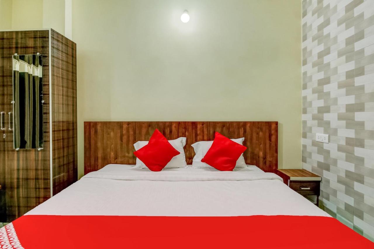 Oyo Hotel Badri Inn & Yatri Niwas Dzsabalpur Kültér fotó