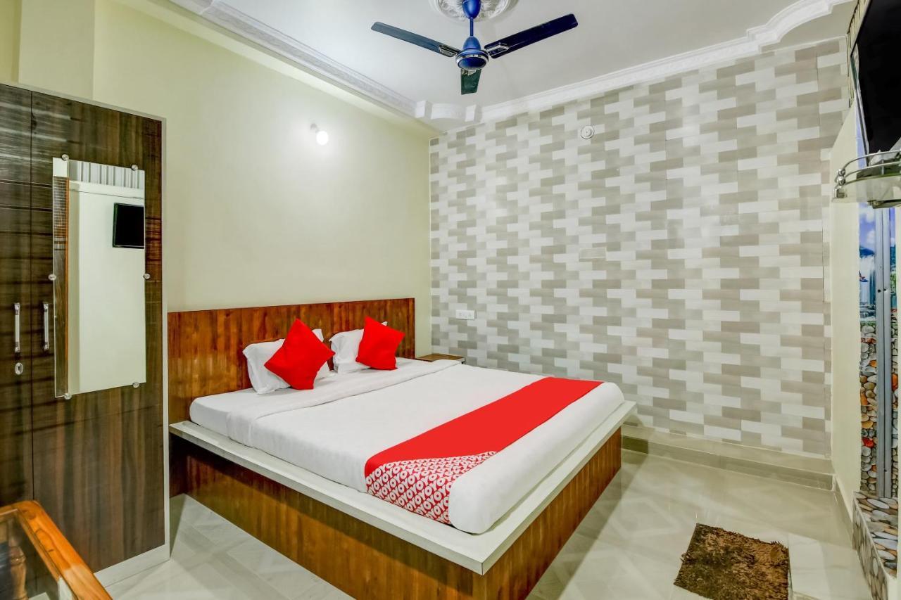 Oyo Hotel Badri Inn & Yatri Niwas Dzsabalpur Kültér fotó